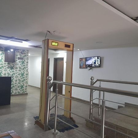 Hotel Airport Aditya Inn ニューデリー エクステリア 写真