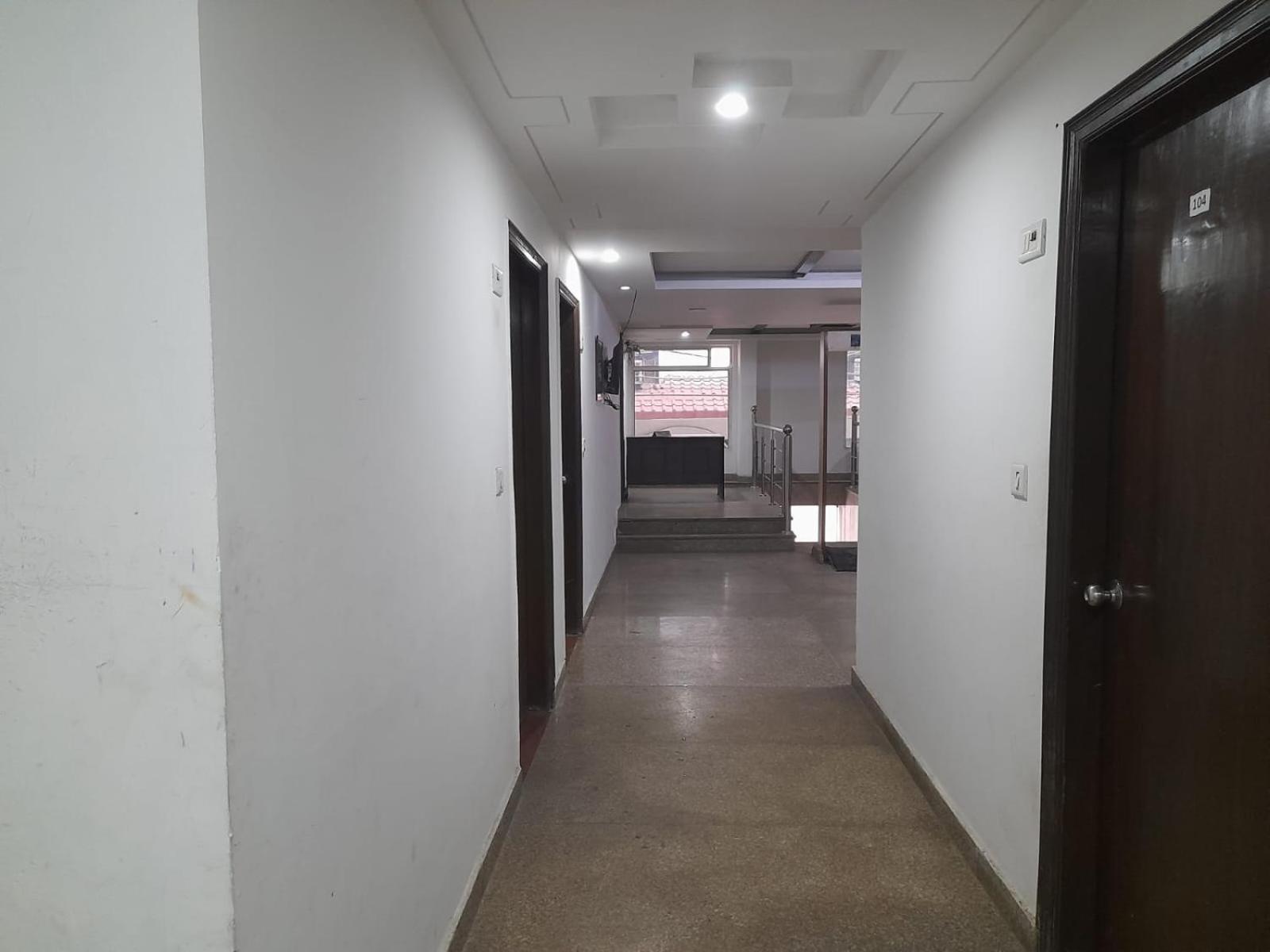 Hotel Airport Aditya Inn ニューデリー エクステリア 写真